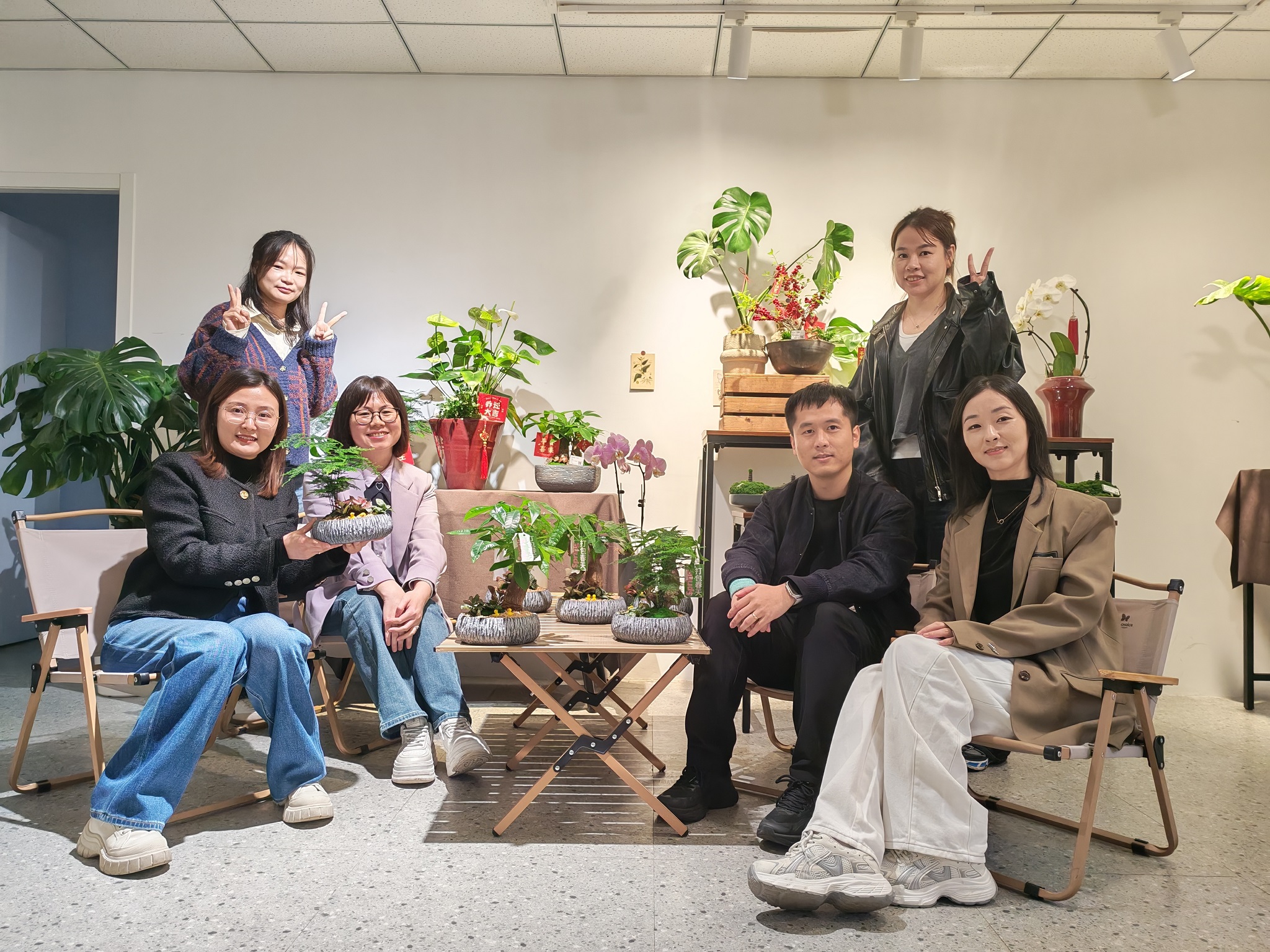 市行业联合妇工委参加全市“四师”行业妇联组织交流活动